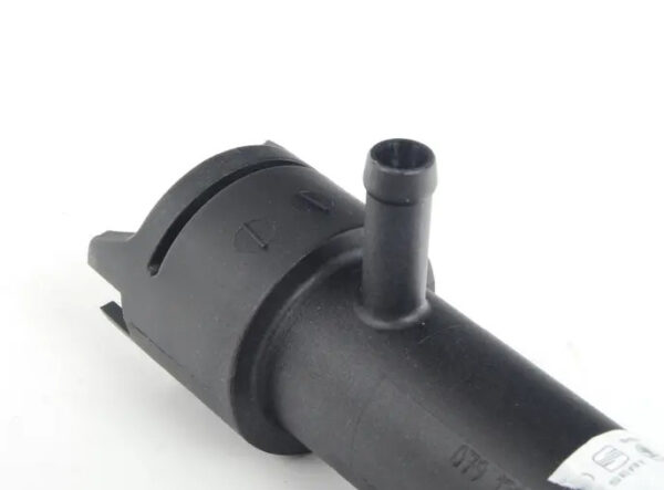 079121071BT - NEW VW TOUAREG 7P MK2 REAR CENTER COOLANT PIPE 079121071BT ORIGINAL