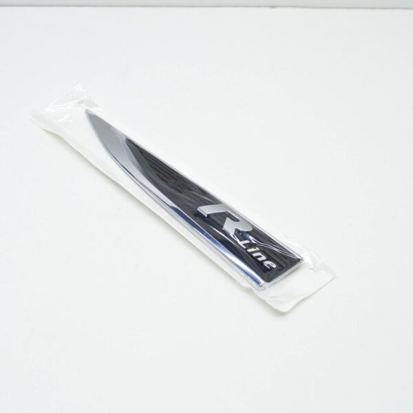 17A853688FDPJ - VW JETTA MK7 A7 Front Wing Left Manufacturer Badge 17A853688FDPJ NEW