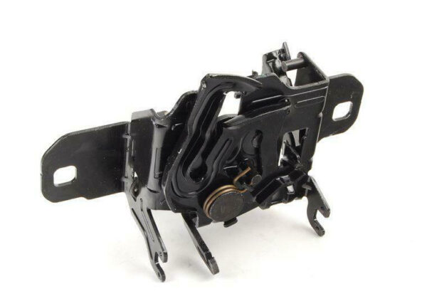 1J0823509E - NEW VOLKSWAGEN GOLF MK4 ENGINE HOOD BONNET LOCK LOWER PART 1J0823509E ORIGINAL