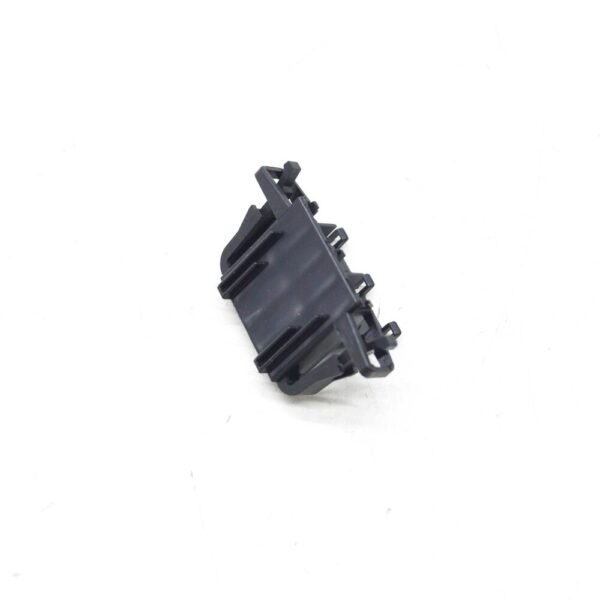 1J0972704 - VW AMAROK 2H 4-Pin Speaker Housing with Flat Contact 1J0972704 NEW