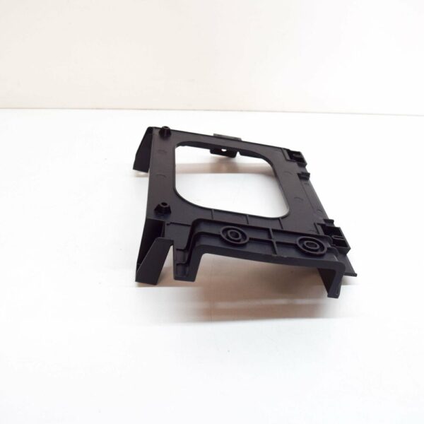5G0035933 - NEW VOLKSWAGEN GOLF MK7 RADIO AMPLIFIER BRACKET 5G0035933