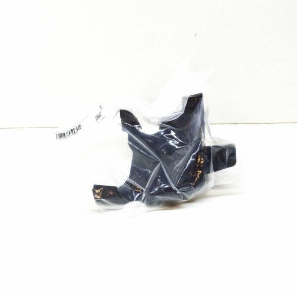 7P6807880C - NEW VOLKSWAGEN TOUAREG 7P FRONT RIGHT BUMPER ADJUST BRACKET 7P6807880C