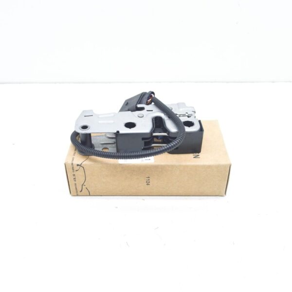 7P6823509C - NEW VW TOUAREG 7P5 FRONT LEFT SIDE HOOD LOCK 7P6823509C