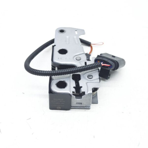 7P6823509C - NEW VW TOUAREG 7P5 FRONT LEFT SIDE HOOD LOCK 7P6823509C