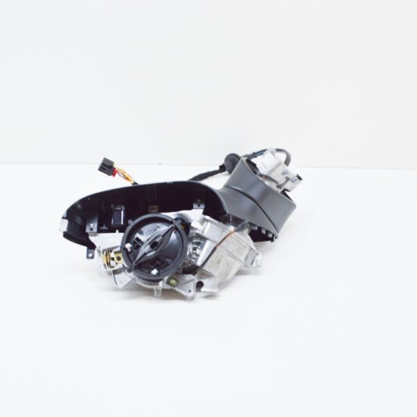 7P6857508L9B9 - NEW VW TOUAREG 7P FRONT RIGHT DOOR MIRROR HOUSING LHD 7P6857508L9B9 ORIGINAL