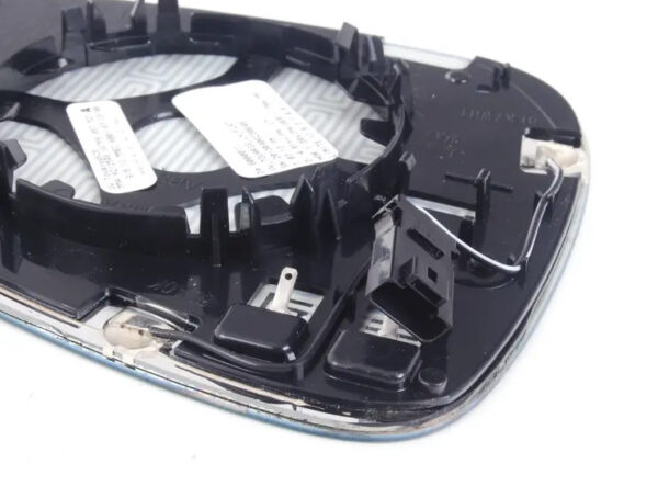 7P6857521A - NEW VW TOUAREG 7P FRONT LEFT DOOR MIRROR GLASS 7P6857521A ORIGINAL
