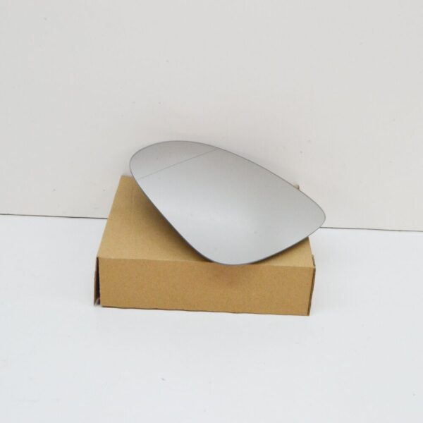 7P6857521B - NEW VW TOUAREG 7P FRONT LEFT DOOR MIRROR GLASS 7P6857521B ORIGINAL