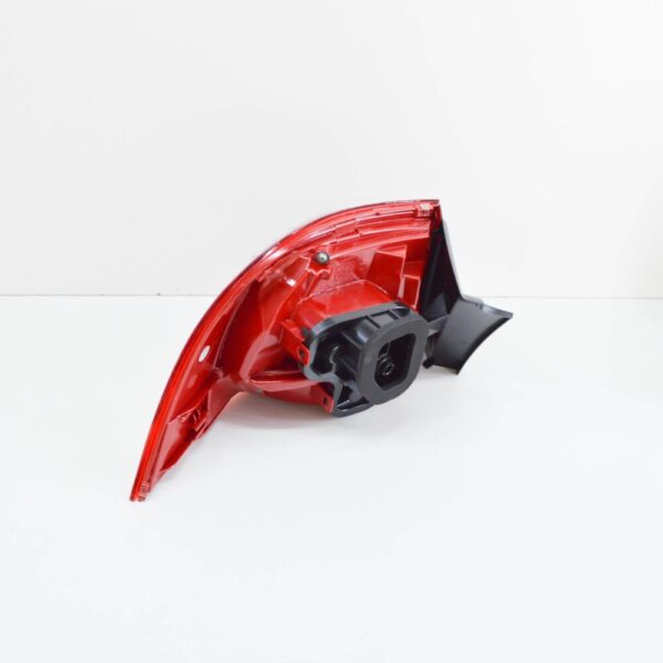 7P6945208 - NEW VOLKSWAGEN TOUAREG 7P REAR RIGHT LED OUTER TAIL LIGHT 7P6945208 ORIGINAL