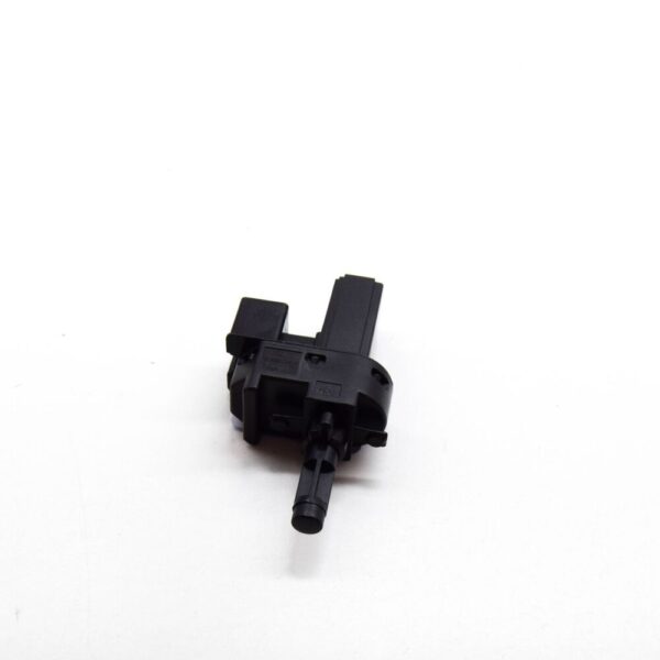 30752408 - Volvo C30 Cruise Control Pedal Switch 30752408 NEW GENUINE