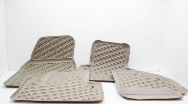 31307322 - Volvo XC90 MK1 Rubber Floor Oak Mats Set RHD 31307322 NEW GENUINE