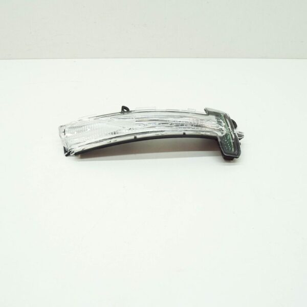 31371879 - Volvo XC60 Front Right Door Mirror Turn Signal Lamp 31371879 NEW GENUINE