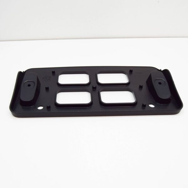 31383632 - VOLVO XC90 MK2 Front License Plate Bracket Retainer 31383632 NEW GENUINE