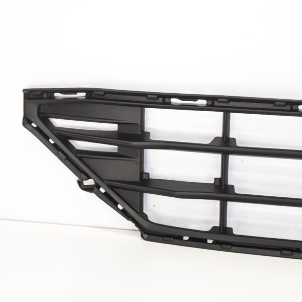 31425175 - 2016 Volvo XC60 Front Lower Center Grill 31425175 NEW REAL