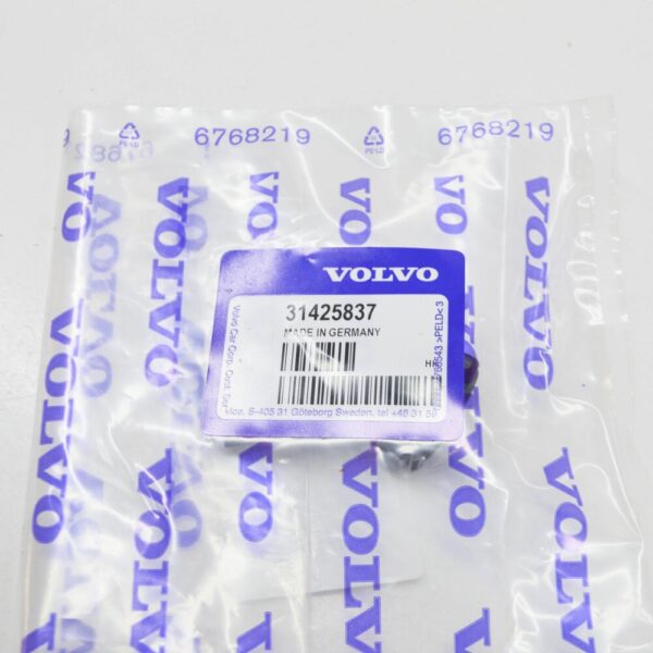 31425837 - VOLVO V40 Front Left Washer Nozzle 31425837 NEW GENUINE