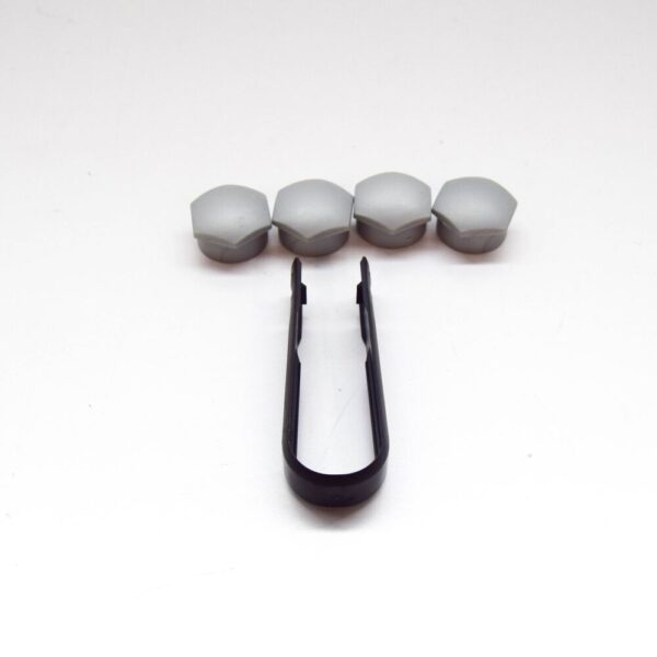 31650000 - Volvo XC90 MK2 Wheel Equipment Protective Cap Kit Silver 31650000 NEW GENUINE