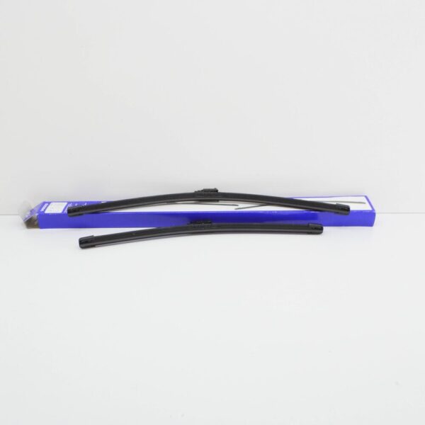 31693567 - Volvo S60 MK3 Front Wiper Blade Set LHD 31693567 NEW GENUINE