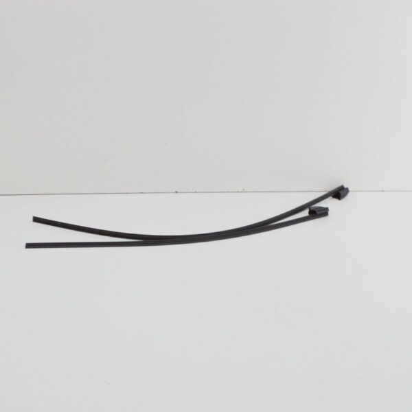 31693570 - VOLVO V60 MK2 Front Windshield Wiper Blade Refill RHD 31693570 NEW GENUINE