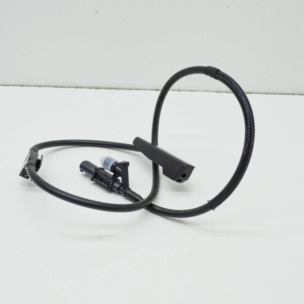 32219086 - VOLVO S90 MK2 FRONT LEFT WINDSCREEN NOZZLE 32219086 NEW GENUINE