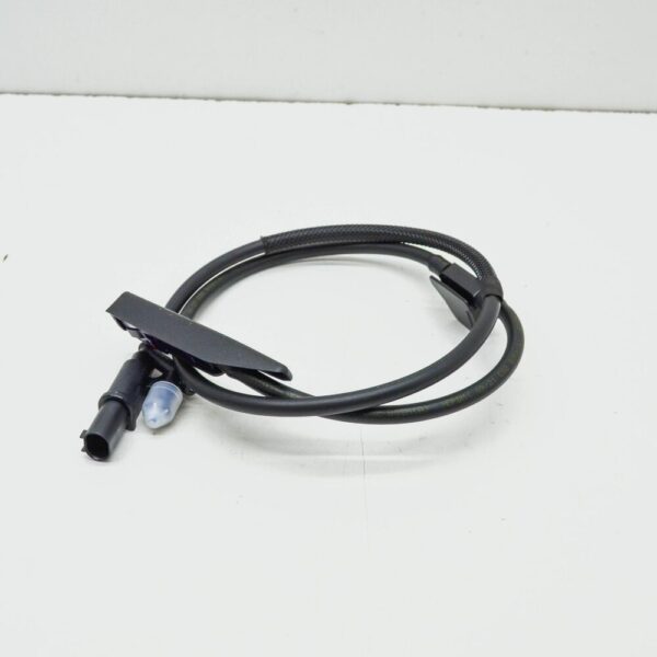 32219086 - VOLVO S90 MK2 FRONT LEFT WINDSCREEN NOZZLE 32219086 NEW GENUINE