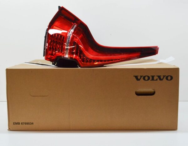 32228914 - VOLVO XC60 MK2 Rear Left Taillight 32228914 NEW GENUINE