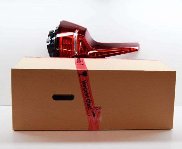 32291358 - Volvo V60 MK2 Rear Left Taillight 32291358 NEW GENUINE