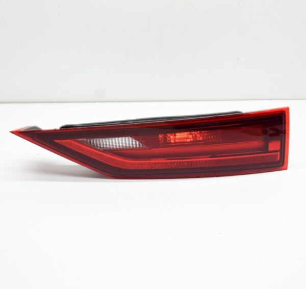 32293884 - Volvo V90 MK2 Rear Right Trunk Tailgate Taillight 32293884 NEW GENUINE
