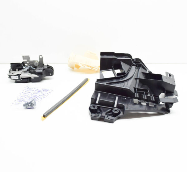 32310871 - VOLVO XC90 MK2 Rear Right Door Lock Kit 32310871 NEW