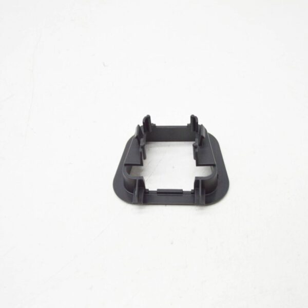 39838517 - Volvo S60 MK3 lashing hook mount 39838517, original part