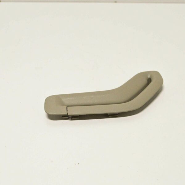 39885875 - Volvo XC90 MK1 Front Left Seat Belt Selector 39885875 NEW