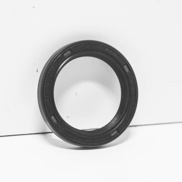 6842273 - Volvo V70 MK2 crankshaft sealing ring front 6842273 NEW ORIGINAL