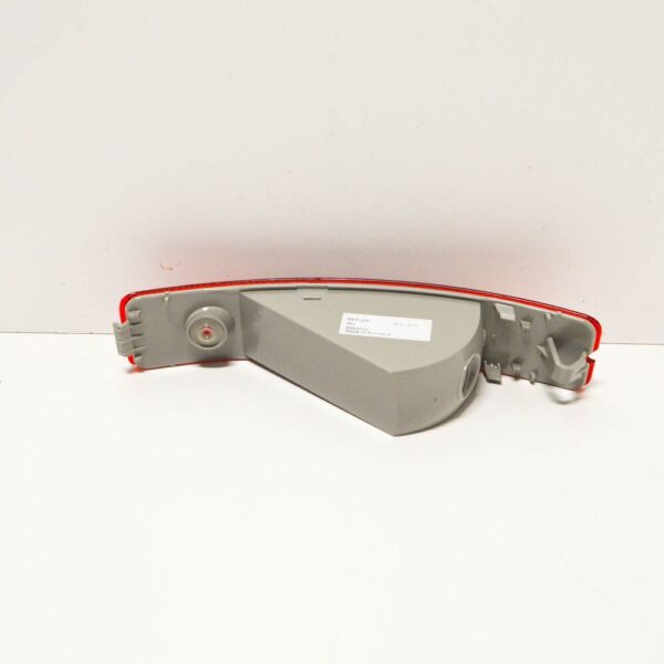 8693012 - Volvo XC90 MK1 Rear Bumper Right Side Reflector 8693012 NEW GENUINE