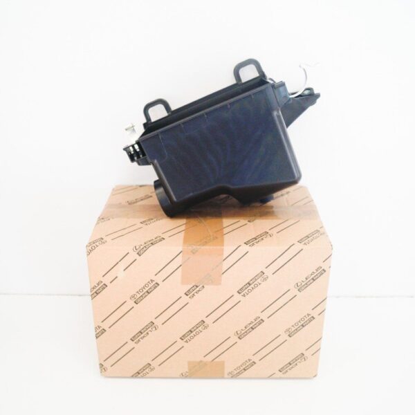 177010M060 - Toyota Yaris XP150 Air Filter Box 177010M060 NEW Original