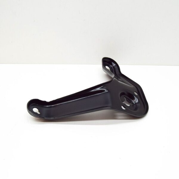 62470P2000 - Hyundai Tucson NX4E NX4A Rear Bracket Front Left 62470P2000 NEW