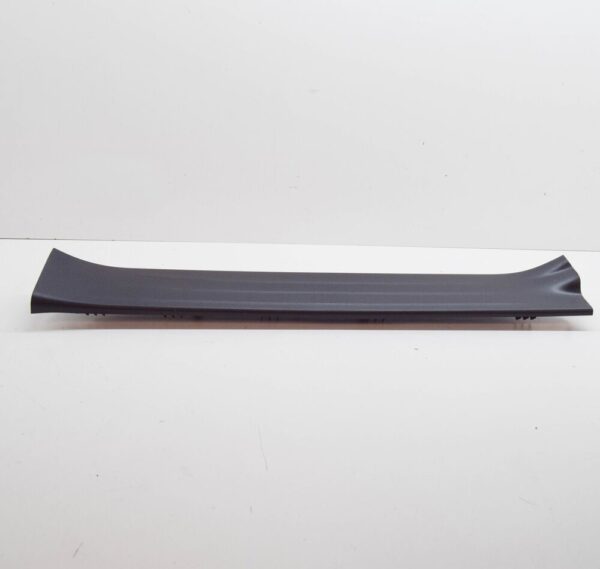679130K150C0 - TOYOTA HILUX MK8 FRONT RIGHT DOOR SCUFF PLATE 679130K150C0 NEW GENUINE