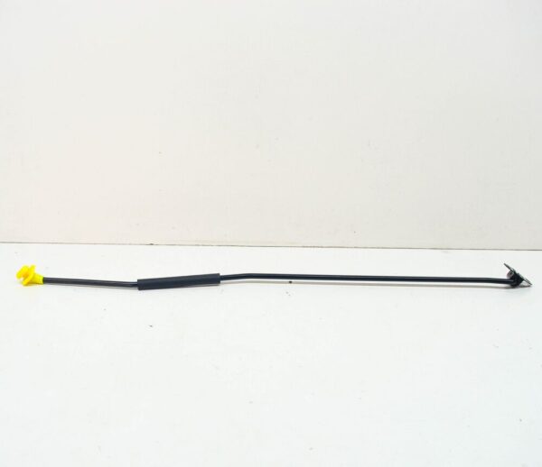 81170D3000 - HYUNDAI TUCSON TL Front Bonnet Bar 81170-D3000 NEW GENUINE