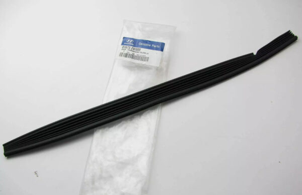 816732W000 - Hyundai Santa Fe MK3 DM Panoramic Roof Folding Left Cover 816732W000Part