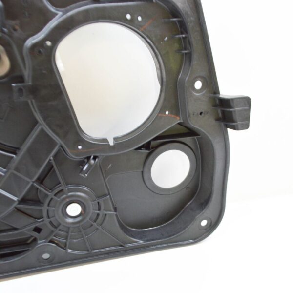 82471A6000 - Hyundai i30 MK3 Front Left Door Module Panel 82471A6000 NEW GENUINE