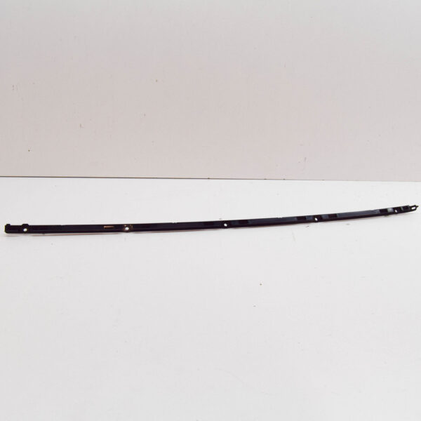 86137N7000 - Hyundai Tucson NX4 Windshield Molding Bracket Left 86137N7000 NEW