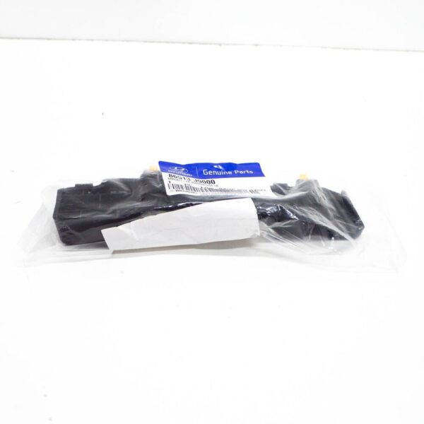 86513J9000 - Hyundai Kona Front Bumper Left Mount 86513J9000 NEW GENUINE