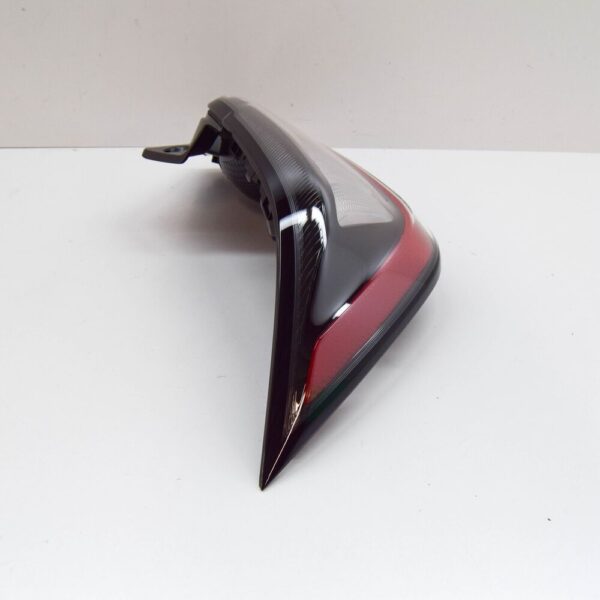 92405J9610 - HYUNDAI KONA MK1 Rear Left Side Turn Signal Lamp LHD 92405J9610 NEW