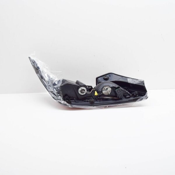 92406J9600 - Hyundai Kona MK1 Rear Right Side Turn Signal Lamp LHD 92406J9600 NEW GENUINE
